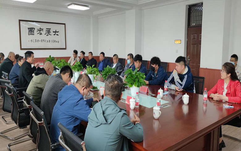 宁夏硅锰企业经营分析专题会议 在吉元召开